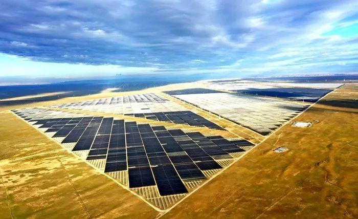 中國(guó)十三省最大光伏電站在這里！欽州康熙嶺的光伏電站能排上號(hào)了嗎？