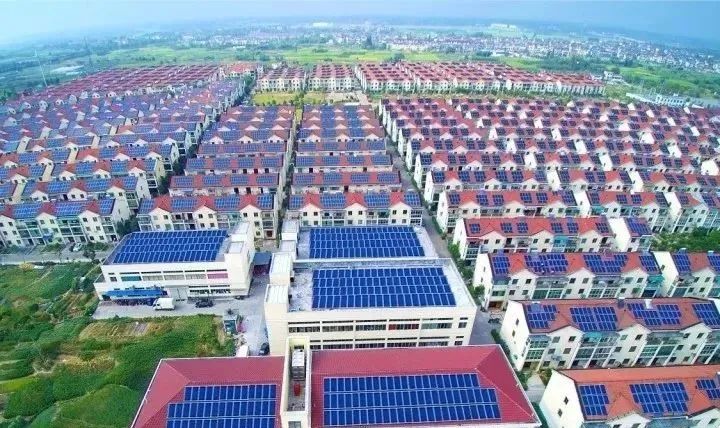 光伏發(fā)電“租房頂、免費裝”新套路，警惕陰陽合同，天上不會掉餡餅！